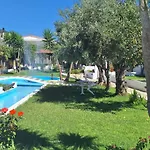 דירה Skiathos Holiday Resort *