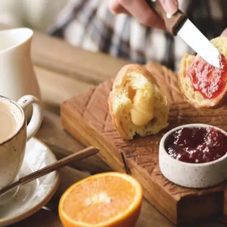 Skiathos Holiday Resort * Скиатос