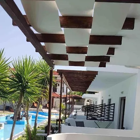 Skiathos Holiday Resort Апартаменты