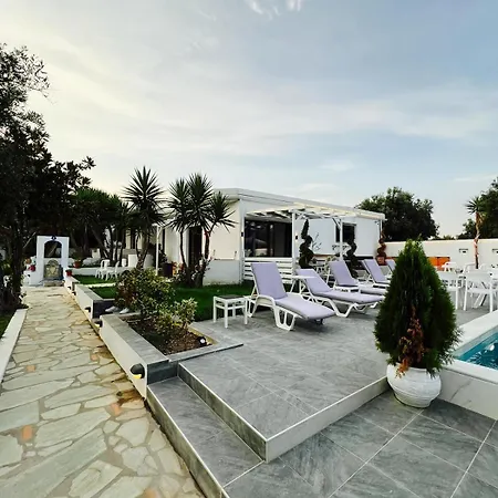 Skiathos Holiday Resort דירה