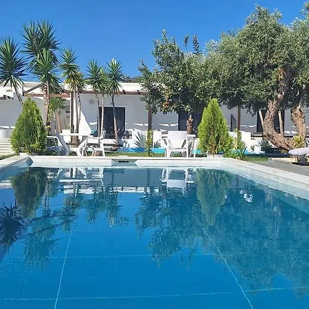 Skiathos Holiday Resort דירה