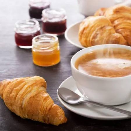 公寓 Skiathos Holiday Resort 斯基亚索斯镇