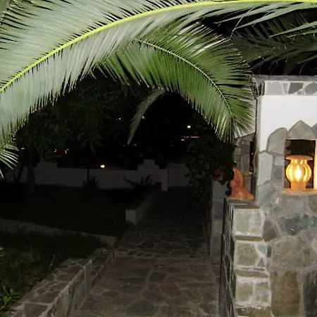 Skiathos Holiday Resort *